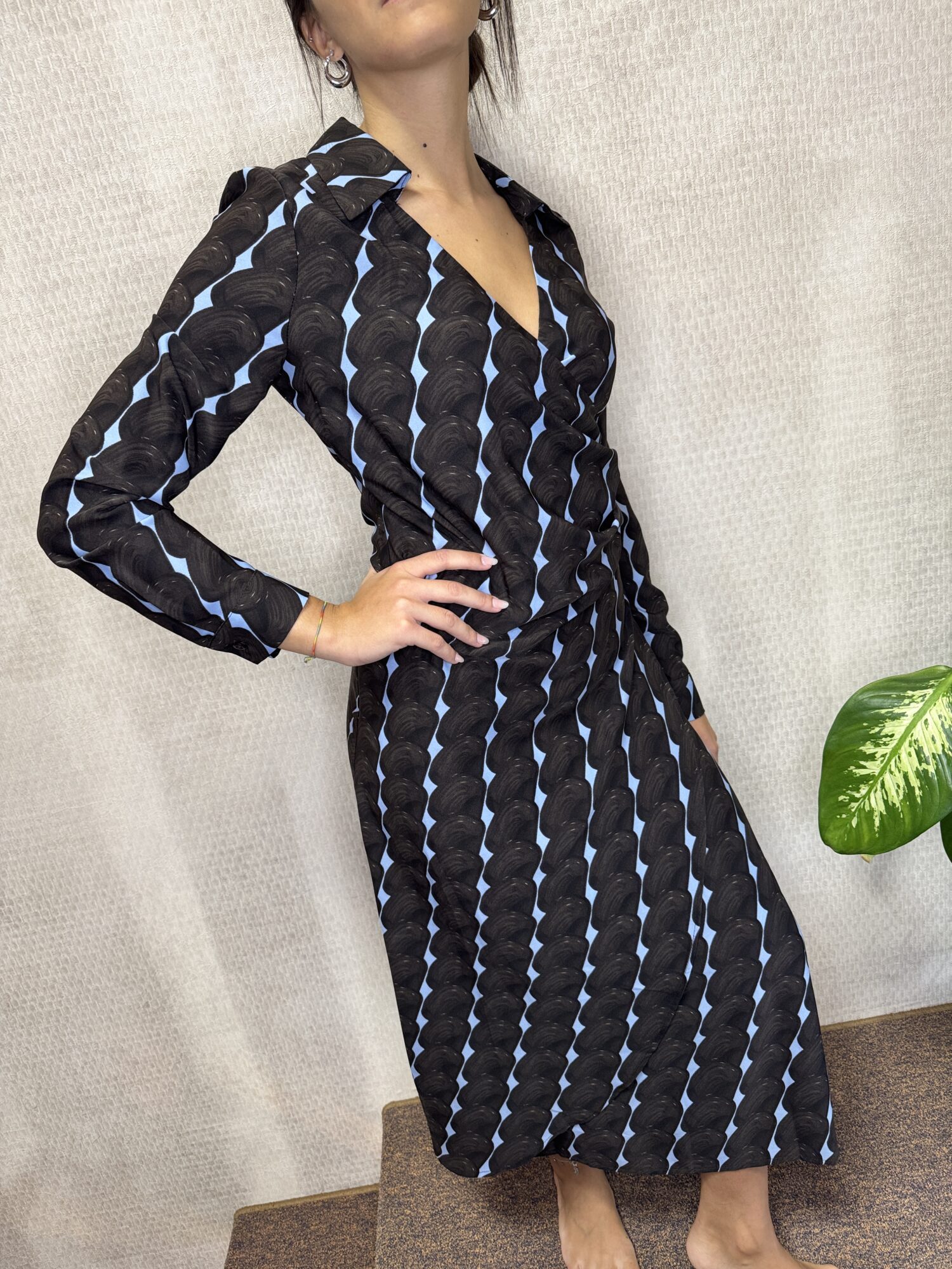 Olivia Longdress - Anonyme